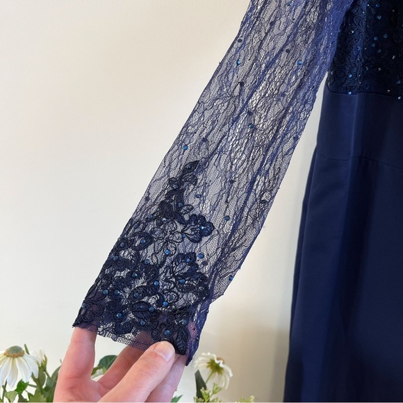 NWT Mac Duggal Plus Fabulouss 49173 Midnight Blue Lace Long Sleeve Gown 20W - Picture 8 of 14